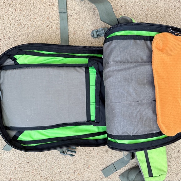 MYSTERY RANCH Ski Backpack - Picture 3 of 3